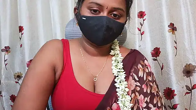 Snapshot of Pavani-Sexy chatting on 16, 7, 2026 Pavani-Sexy online show from 16, 7, 2026