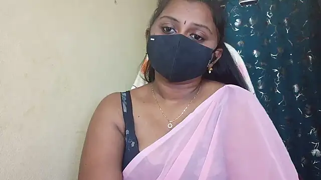Snapshot of Pavani-Sexy chatting on 3, 6, 2026 Pavani-Sexy online show from 3, 6, 2026