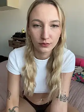 NattieBoo online show from 24, 4, 2026