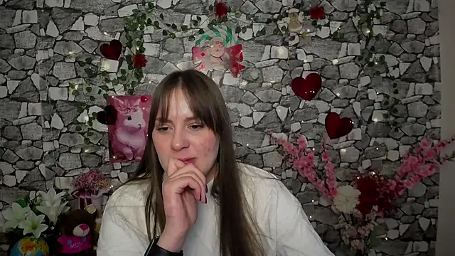 Amanda Bright  online show from 18, 12, 2025