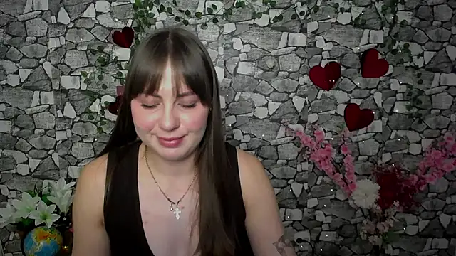 Amanda Bright  online show from 10, 11, 2025