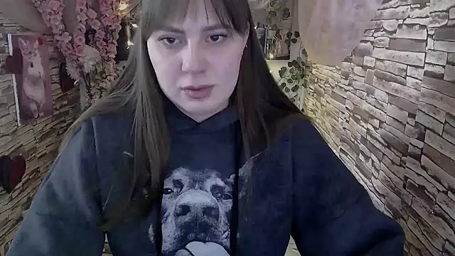 Amanda Bright  online show from 11, 10, 2025