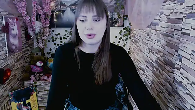 Amanda Bright  online show from 30, 9, 2025