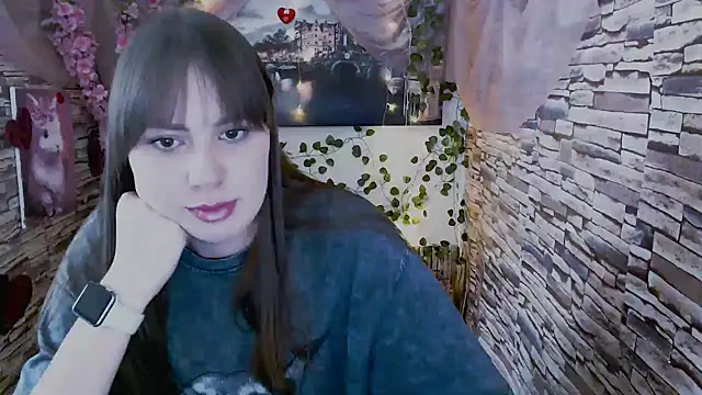 Amanda Bright  online show from 20, 9, 2025