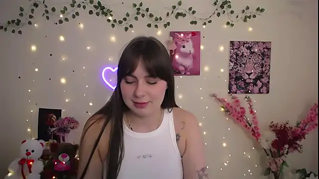Amanda Bright  online show from 4, 6, 2026