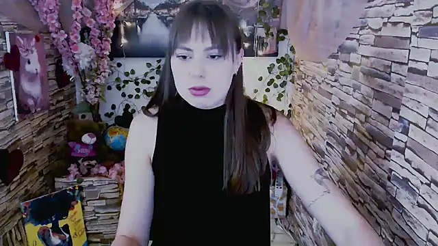 Amanda Bright  online show from 23, 9, 2025