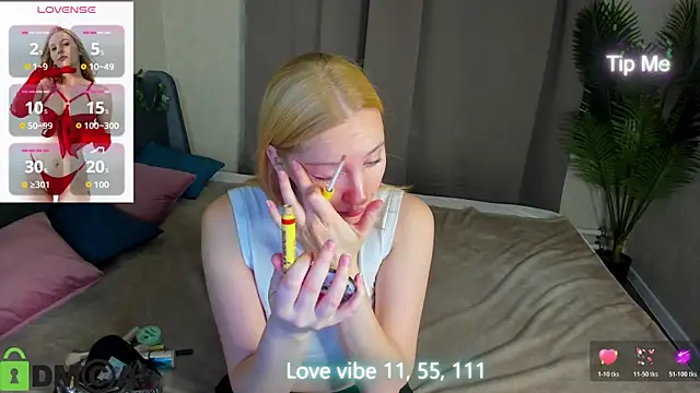 Anna Chelsea online show from 18, 12, 2025