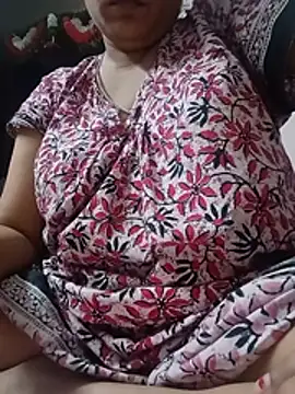 Snapshot of Trisha_71 chatting on 28, 5, 2026 Trisha 71 online show from 28, 5, 2026