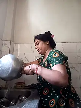 Trisha 71 online show from 24, 9, 2025