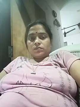 Snapshot of Trisha_71 chatting on 13, 5, 2026 Trisha 71 online show from 13, 5, 2026