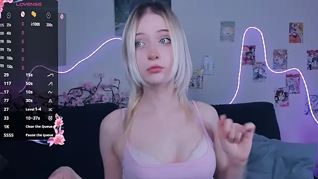 Megan--chan online show from 31, 3, 2026