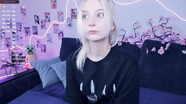 Megan--chan online show from 9, 1, 2026