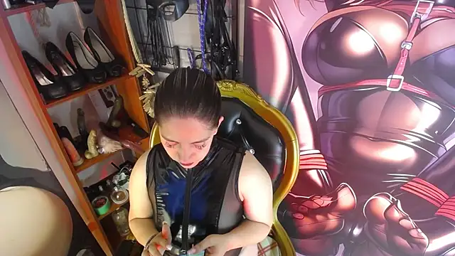 Valeria de leon online show from 21, 12, 2025