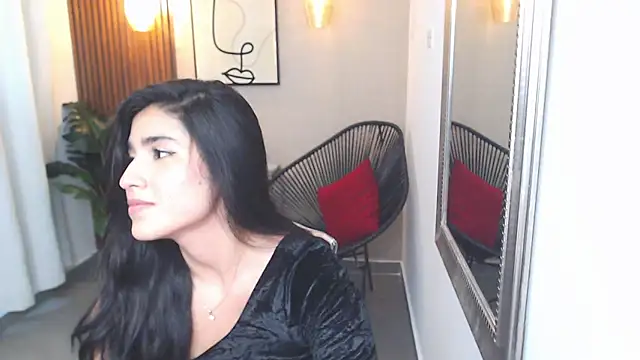 Lia Mar  online show from 24, 4, 2026