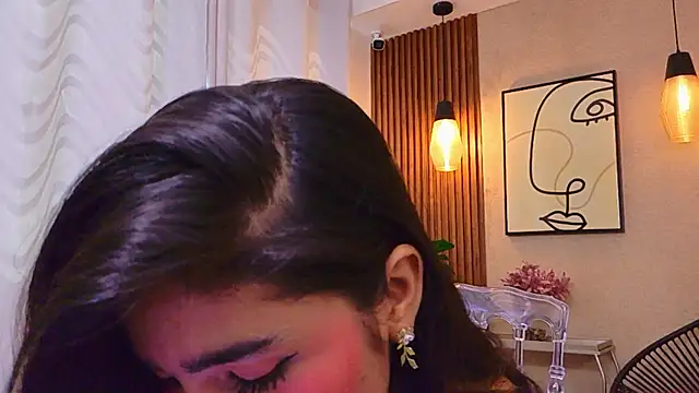 Lia Mar  online show from 2, 6, 2026