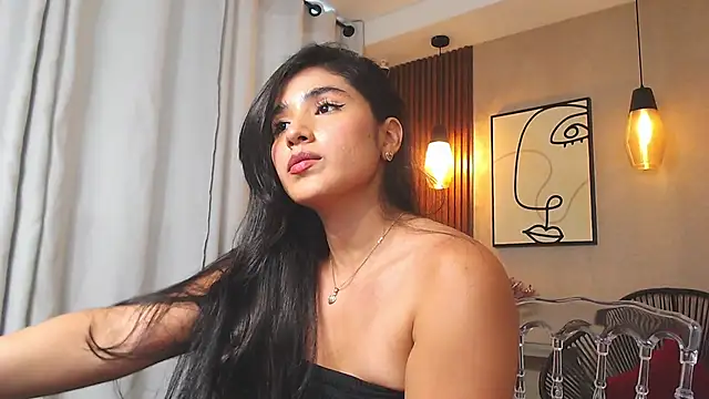 Lia Mar  online show from 27, 4, 2026