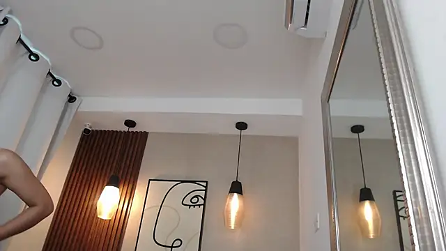 Lia Mar  online show from 6, 1, 2026