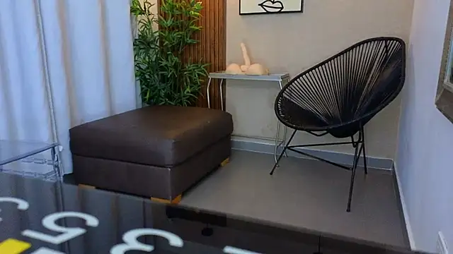 Lia Mar  online show from 21, 10, 2025