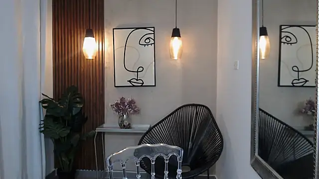 Lia Mar  online show from 7, 2, 2026