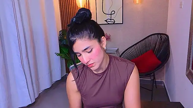 Lia Mar  online show from 29, 5, 2026