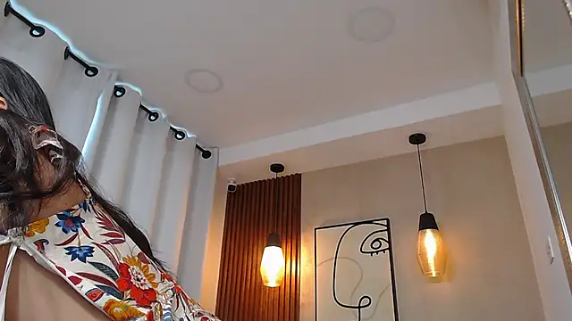Lia Mar  online show from 2, 5, 2026