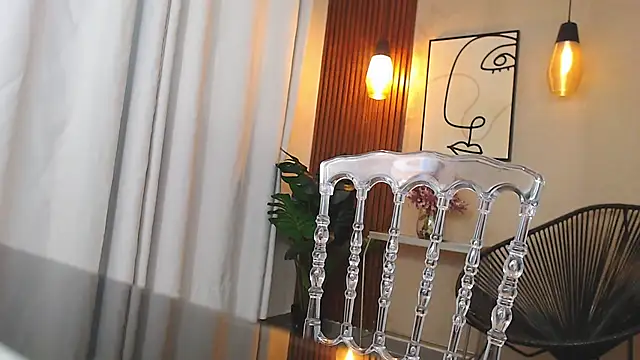 Lia Mar  online show from 12, 2, 2026