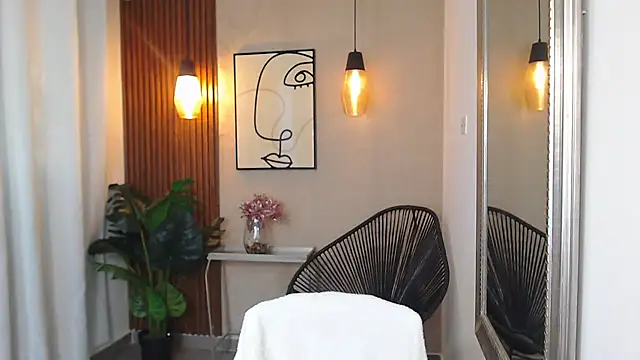 Lia Mar  online show from 16, 4, 2026