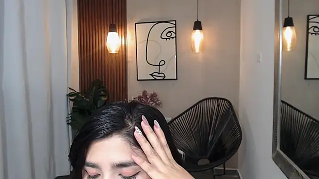 Lia Mar  online show from 6, 2, 2026