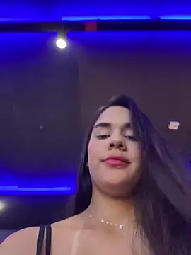 BellaLeclair online show from 22, 2, 2026