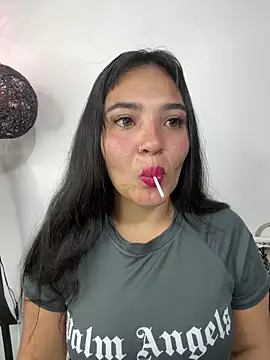 Snapshot of meli__brown chatting on 1, 2, 2026 meli brown online show from 1, 2, 2026