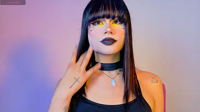 NATASHAA WINZ online show from 15, 11, 2025