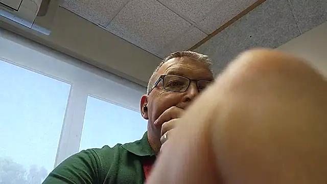 Snapshot of Oorse1966 chatting on 8, 7, 2026 Oorse1966 online show from 8, 7, 2026