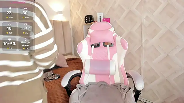 Snapshot of Clhoe_Johnson chatting on 6, 3, 2026 Clhoe Johnson online show from 6, 3, 2026