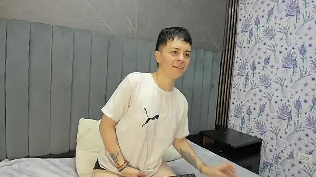  Hannah Hot online show from 1, 12, 2025