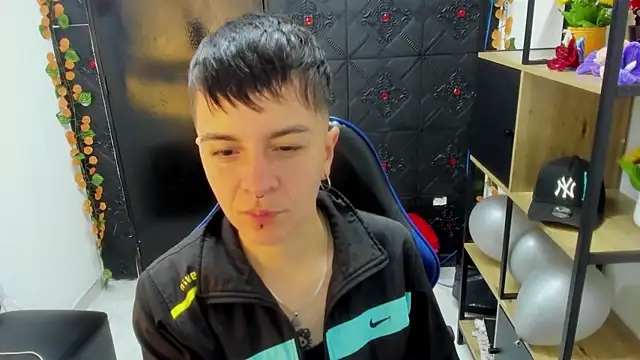  Hannah Hot online show from 4, 4, 2026