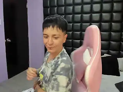  Hannah Hot online show from 11, 11, 2025