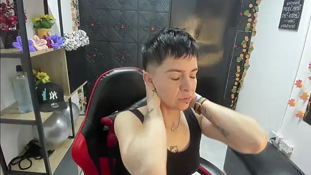  Hannah Hot online show from 7, 3, 2026