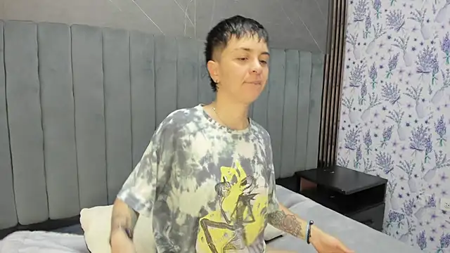  Hannah Hot online show from 2, 12, 2025