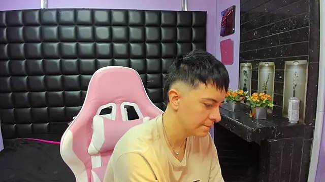  Hannah Hot online show from 20, 11, 2025