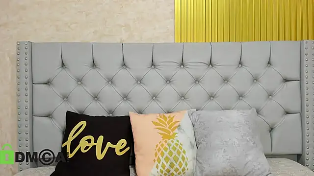 Skarlet 04 online show from 10, 11, 2025