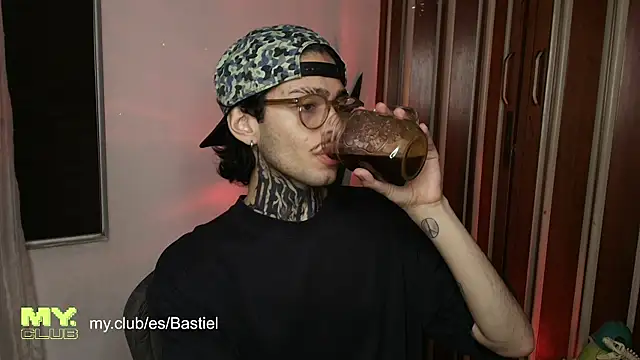 Mihail leroy online show from 14, 4, 2026