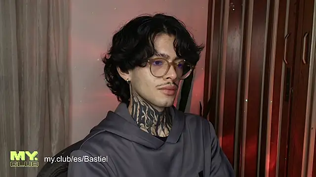 Mihail leroy online show from 18, 4, 2026