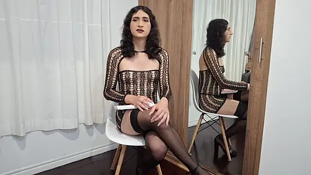 kayleesims  online show from 19, 12, 2025