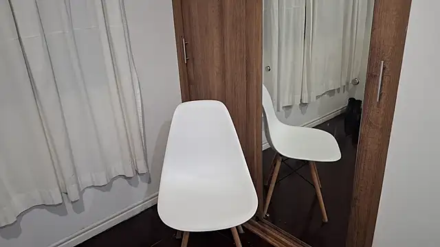 kayleesims  online show from 22, 4, 2026