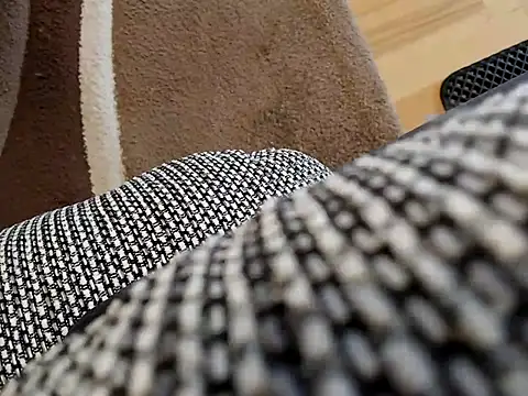 Ungi8961 online show from 4, 12, 2025