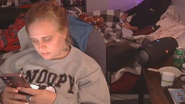 Sexyblonde12344 online show from 13, 9, 2025