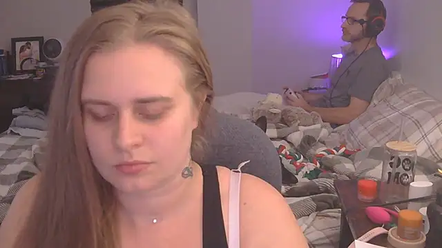 Sexyblonde12344 online show from 7, 11, 2025