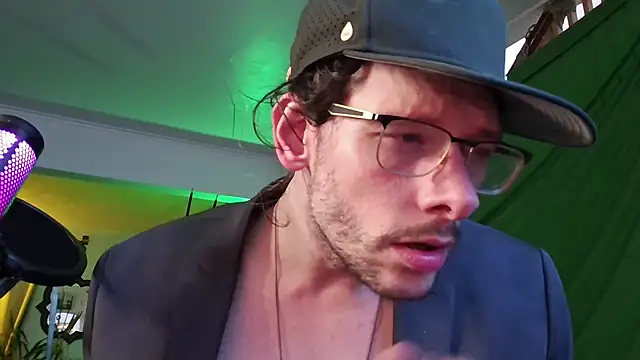 MasterDaddyCool online show from 21, 10, 2025