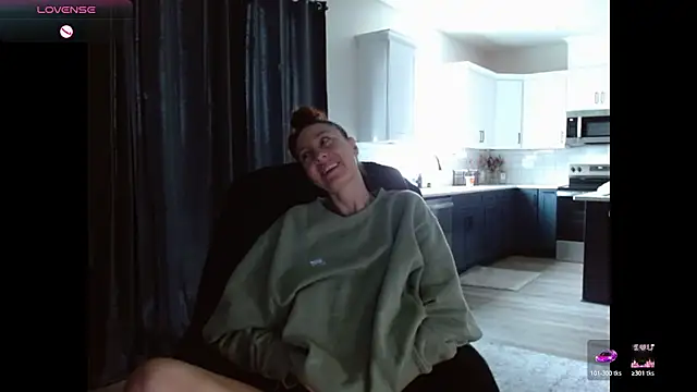 Snapshot of AnneNay chatting on 28, 2, 2026 AnneNay online show from 28, 2, 2026