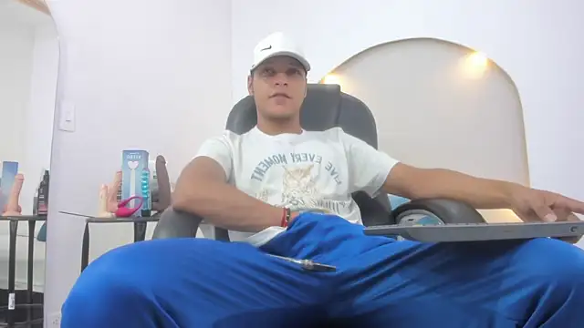 Ricky Owens1 online show from 2, 12, 2025